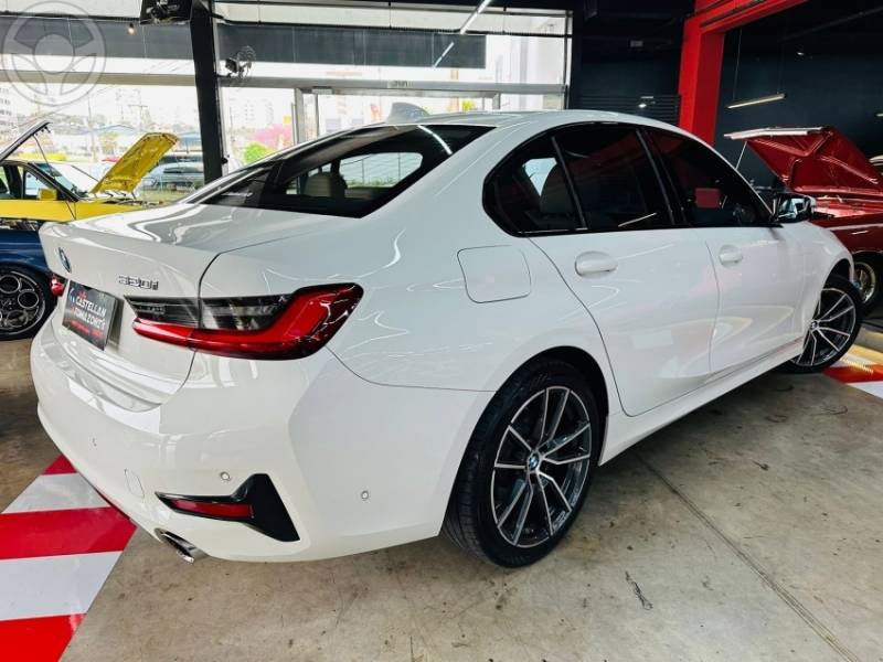 BMW - 320I 2.0 SPORT 16V TURBO 4P AUTOMÁTICO - 2019/2020 - BRANCA - R$ 199.900,00