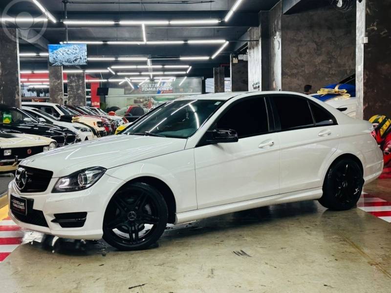 MERCEDES-BENZ - C 180 1.6 CGI SPORT 16V TURBO 4P AUTOMÁTICO - 2014/2014 - BRANCA - R$ 79.900,00