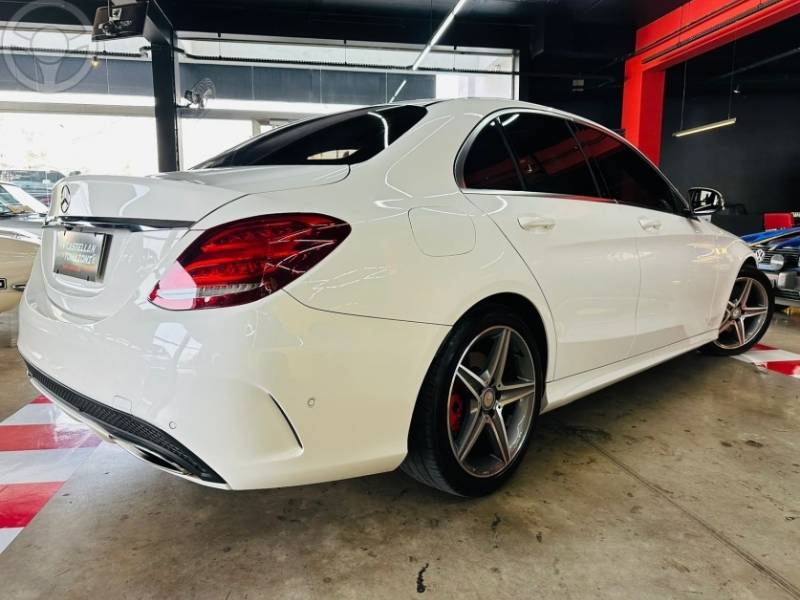 MERCEDES-BENZ - C 250 2.0 CGI SPORT TURBO 16V 4P AUTOMÁTICO - 2015/2015 - BRANCA - R$ 159.900,00