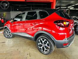 RENAULT - CAPTUR 1.3 INTENSE TURBO 16V FLEX 5P AUTOMÁTICO - 2021/2022 - BORDO - R$ 108.900,00