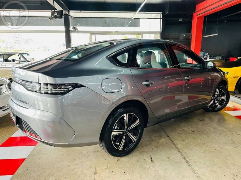 BYD - KING GS 1.5 DM-I PHEV GS AUTOMÁTICO - 2024/2025 - CINZA - R$ 187.900,00