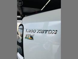 MITSUBISHI - L200 TRITON 2.4 16V TURBO DIESEL SPORT GLS CD 4P 4X4 AUTOMÁTICA - 2019/2020 - PEROLA - R$ 164.900,00