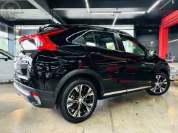 MITSUBISHI - ECLIPSE CROSS 1.5 HPE-S 16V 4P AUTOMÁTICO - 2018/2019 - PRETA - R$ 124.900,00