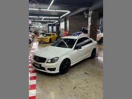 MERCEDES-BENZ - C 180 1.6 CGI SPORT 16V TURBO 4P AUTOMÁTICO - 2014/2014 - BRANCA - R$ 79.900,00