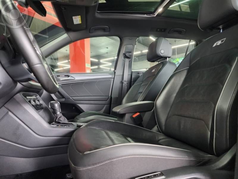 VOLKSWAGEN - TIGUAN 2.0 ALLSPACE R-LINE 350 TSI 4X4 4P - 2019/2019 - PRETA - R$ 179.900,00