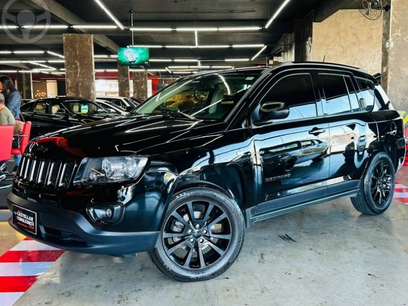 JEEP - COMPASS 2.0 SPORT 4X2 16V 4P AUTOMÁTICO - 2013/2014 - PRETA - R$ 61.500,00