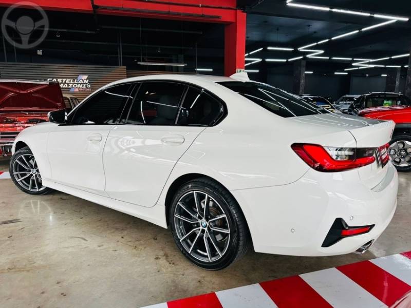 BMW - 320I 2.0 SPORT 16V TURBO 4P AUTOMÁTICO - 2019/2020 - BRANCA - R$ 199.900,00