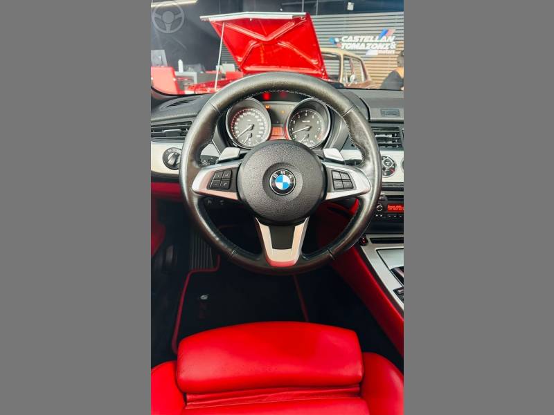 BMW - Z4 3.0 ROADSTER 4X2 35I I6 24V 2P AUTOMÁTICO - 2009/2010 - PRETA - R$ 205.900,00