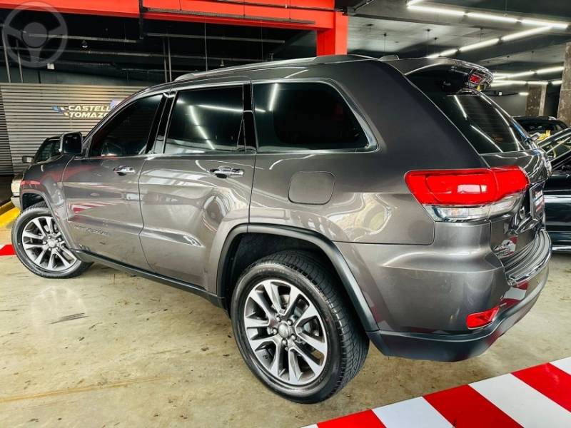 JEEP - GRAND CHEROKEE 3.0 LIMITED 4X4 V6 24V TURBO DIESEL 4P AUTOMÁTICO - 2018/2018 - CINZA - R$ 205.900,00