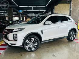 MITSUBISHI - OUTLANDER 2.0 HPE MIVEC SPORT FLEX 4P AUTOMÁTICO - 2021/2022 - PEROLA - R$ 138.900,00