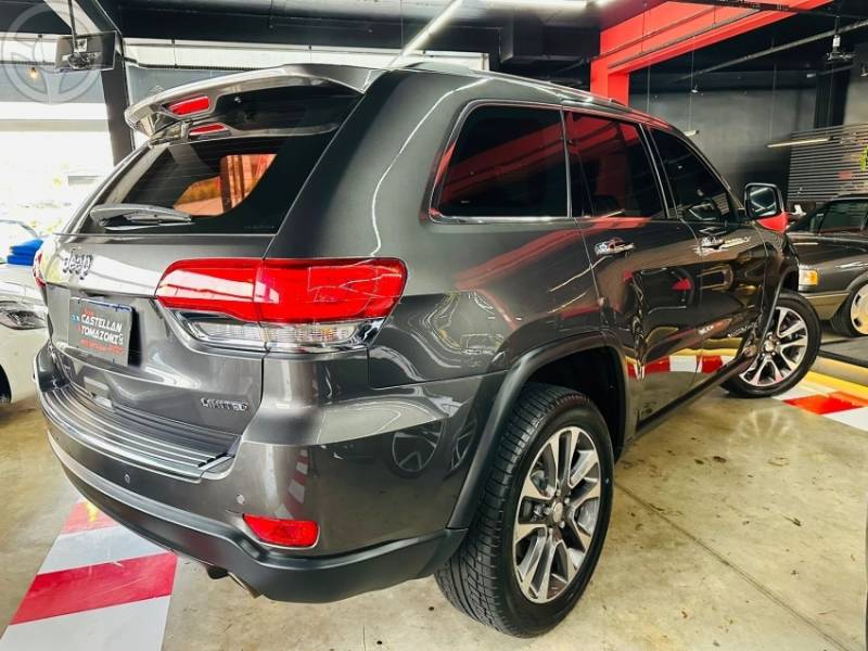 JEEP - GRAND CHEROKEE 3.0 LIMITED 4X4 V6 24V TURBO DIESEL 4P AUTOMÁTICO - 2018/2018 - CINZA - R$ 205.900,00